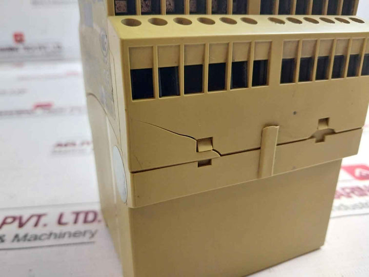Pilz Pze 9 24Vdc 8N/O 1N/C Safety Relay A010321