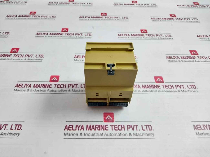 Pilz Pze 9P 24Vacdc 8N/O 1N/C Safety Relay 24Vac/Dc 3Va/3W 50-60Hz