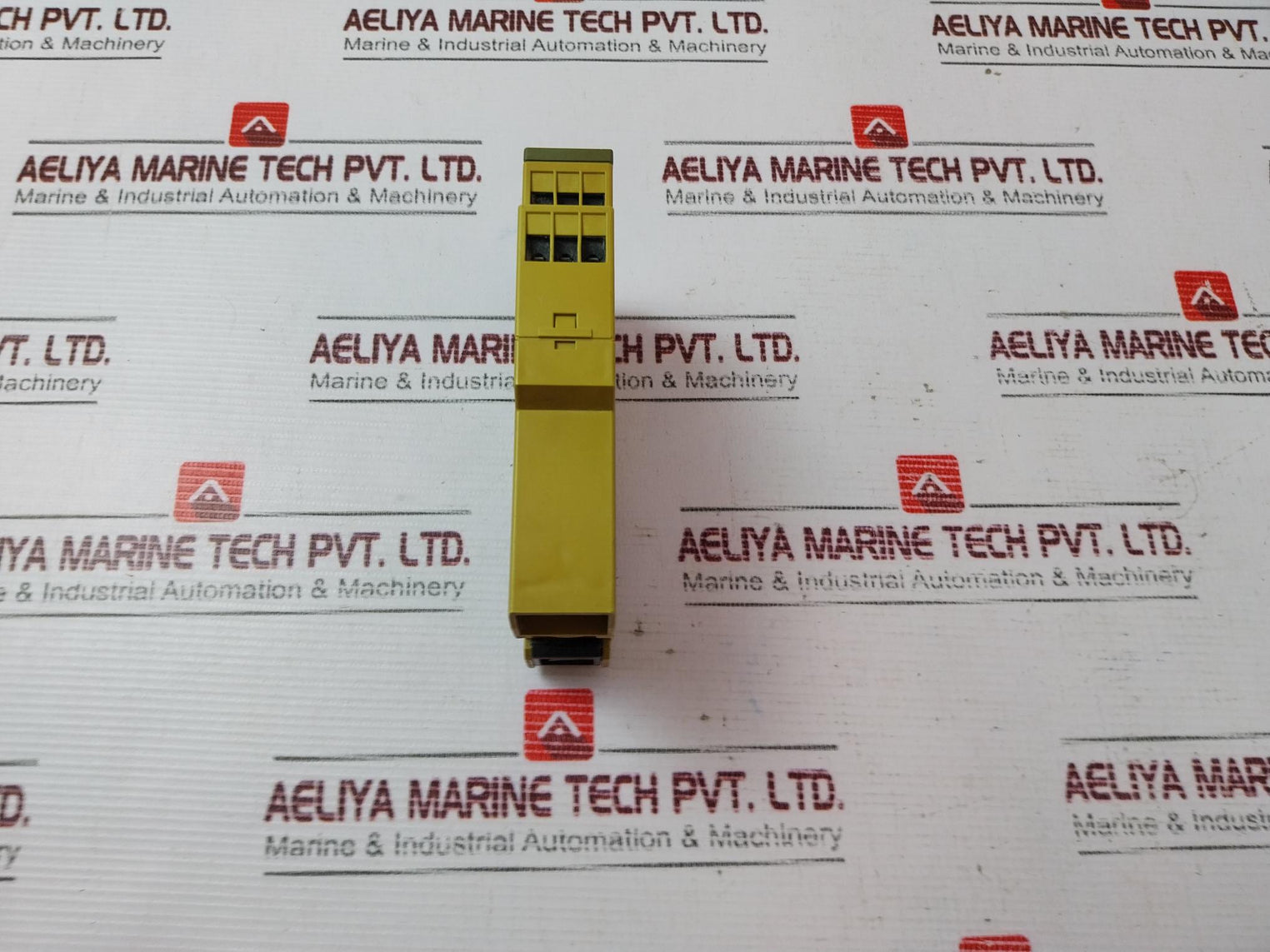 Pilz S1Mn 110Vac 2C/O Thermistor Monitoring Relay 110 Vac 3,5 Va 50-60Hz