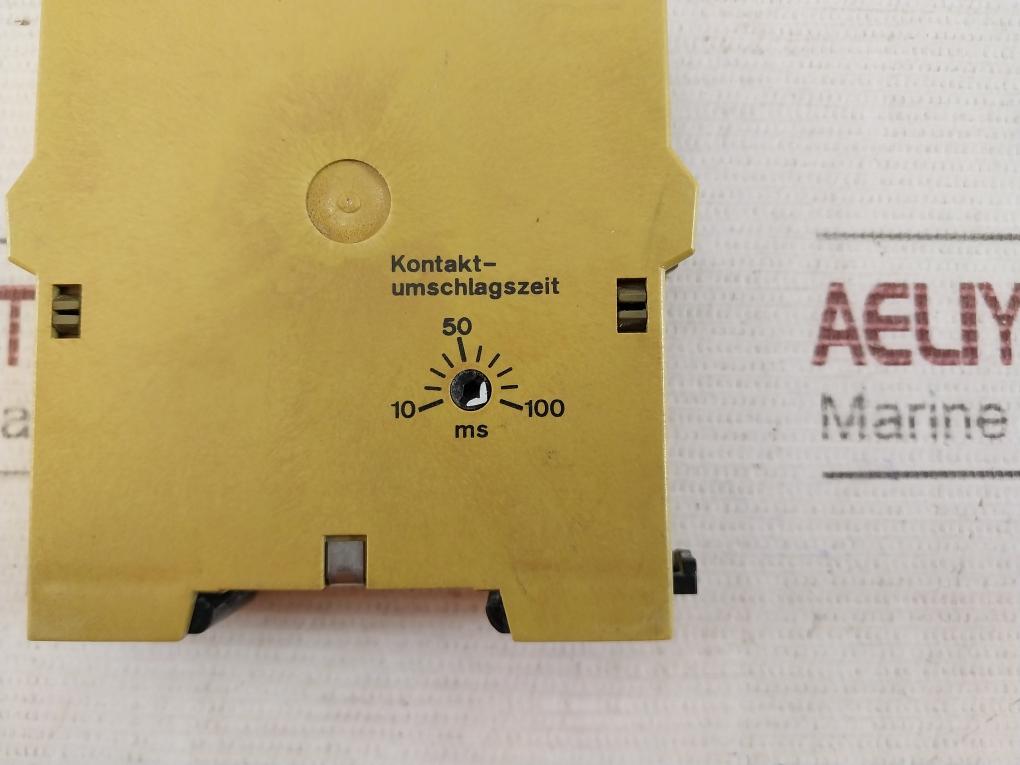 Pilz Zauv/30/1Uz Safety Relay 250V- 5A 1100Va 1,5-30 Sec 670115