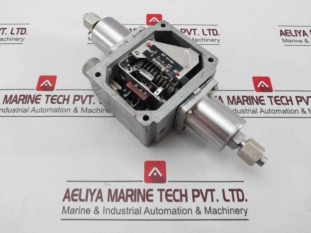 Pkc-1-0M5-01A 0,2...2,5 Kgf/Cm2 Pressure Switch 7432941