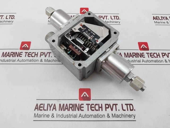 Pkc-1-0M5-01A 0,2...2,5 Kgf/Cm2 Pressure Switch 7432941