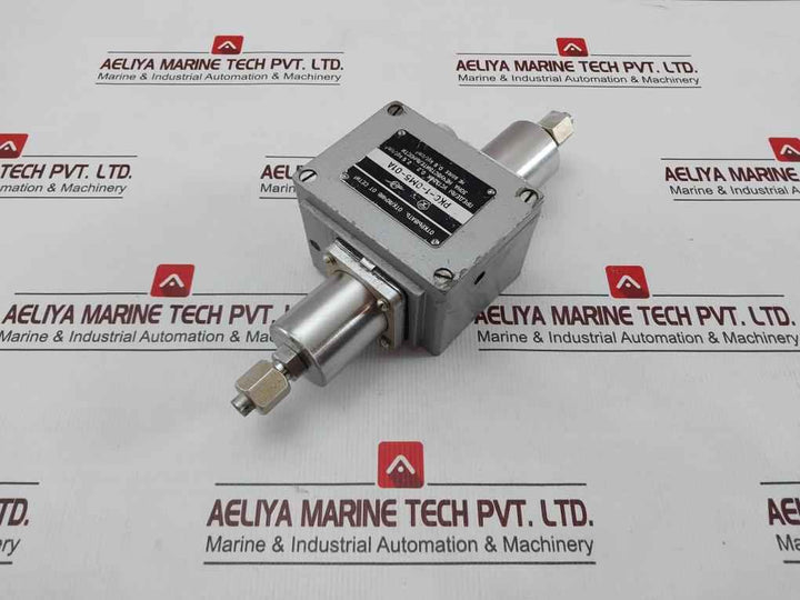 Pkc-1-0M5-01A 0,2...2,5 Kgf/Cm2 Pressure Switch 7432941