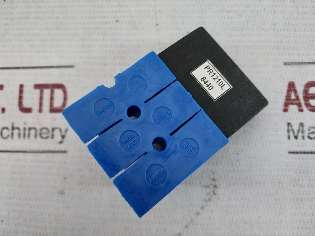 Plasmatronics Pr1210L Solar Regulator 10Amp 12V 8440 14.2 V