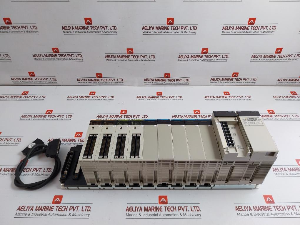 Plc Controller System Cs1W-od261, Cs1W-sp001, Cs1W-cn713 Omron Cs1W-id261