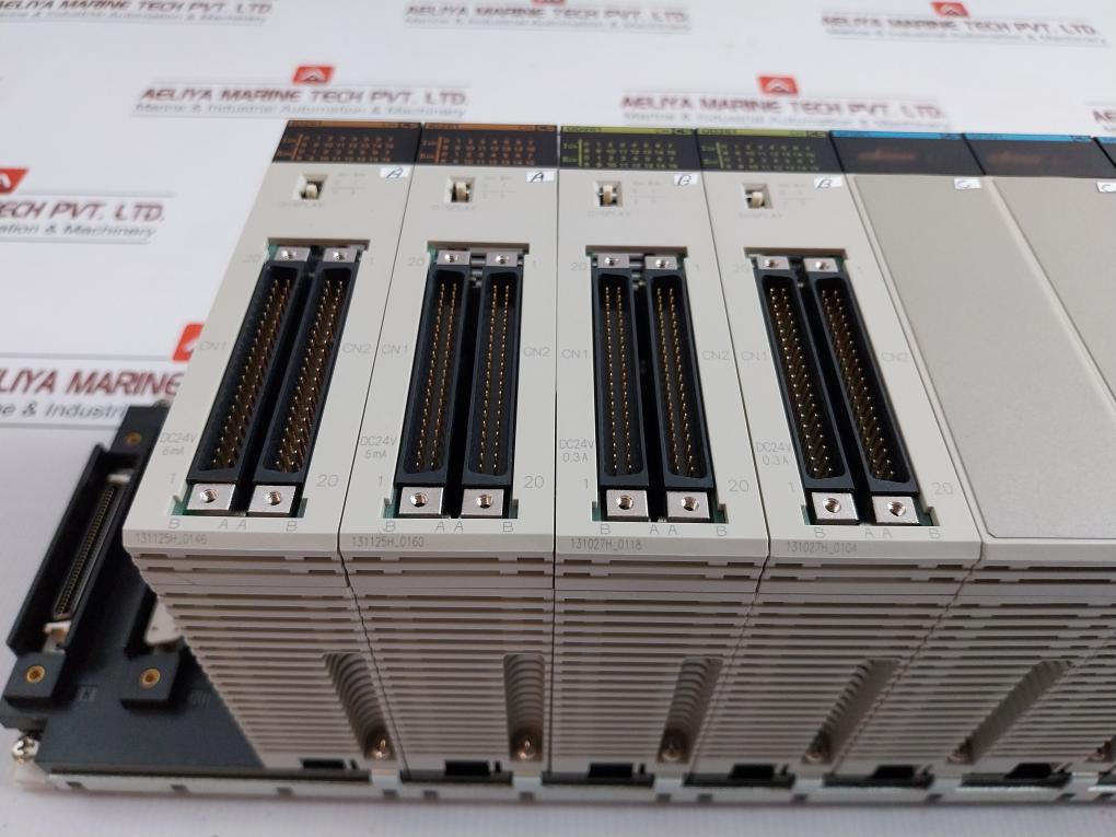 Plc Controller System Cs1W-od261, Cs1W-sp001, Cs1W-cn713 Omron Cs1W-id261