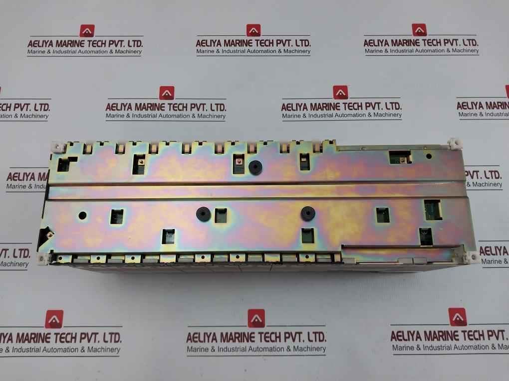 Plc System C200H-od219, C200H-sp001, Cs1W-bc083, Cpu42-v1 Omron C200H-id217