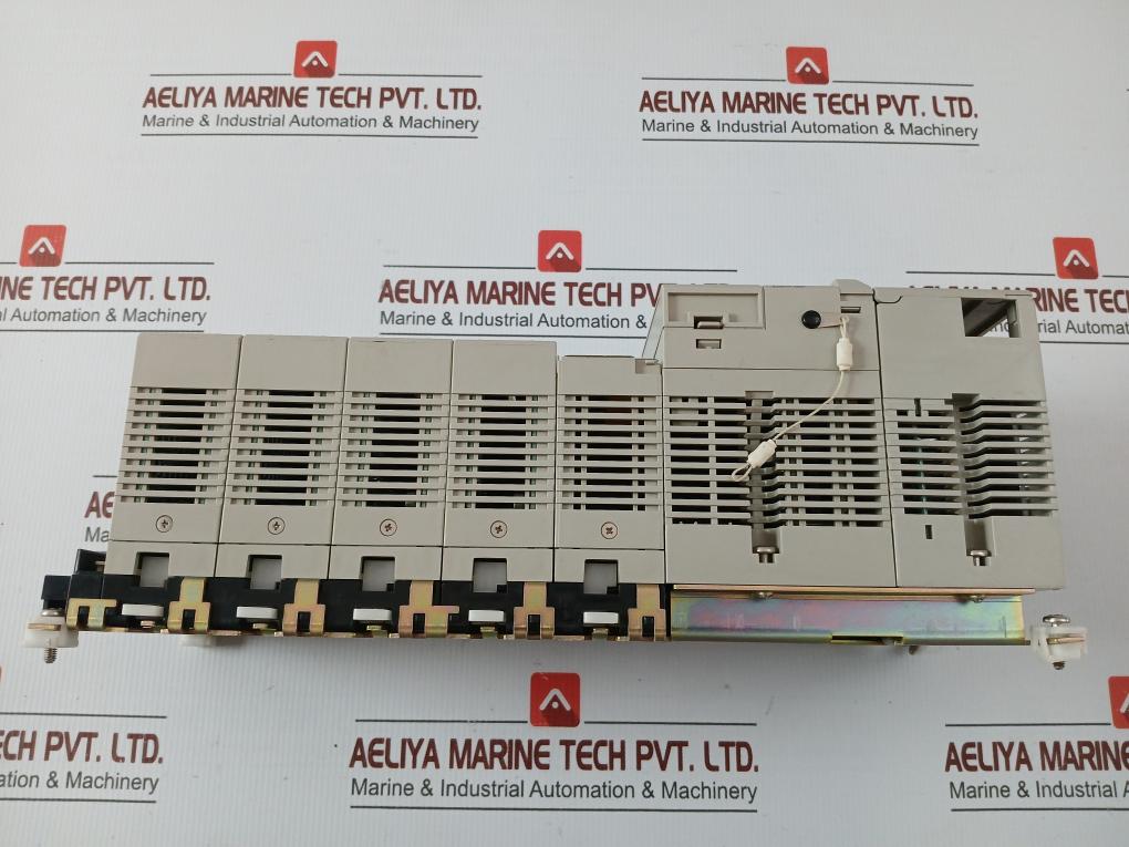 Plc System I/O Unit Assembly C200H-od219, C200H-sp001 Omron C200H-id217
