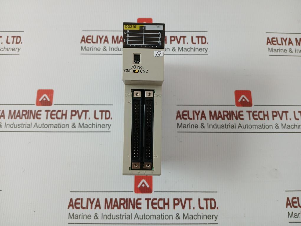 Plc System I/O Unit Assembly C200H-od219, C200H-sp001 Omron C200H-id217