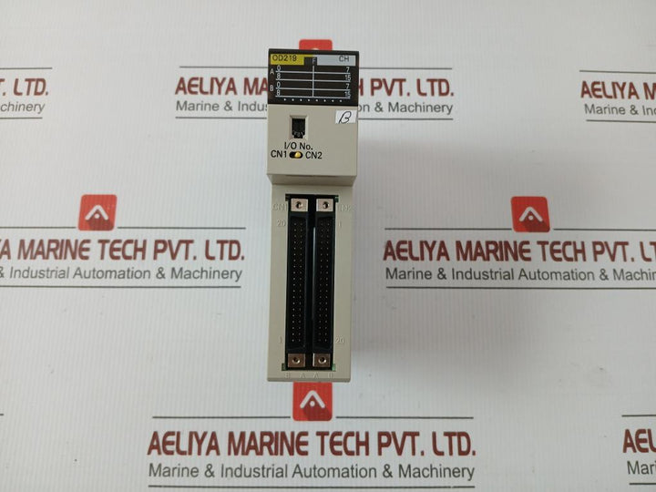 Plc System I/O Unit Assembly C200H-od219, C200H-sp001 Omron C200H-id217