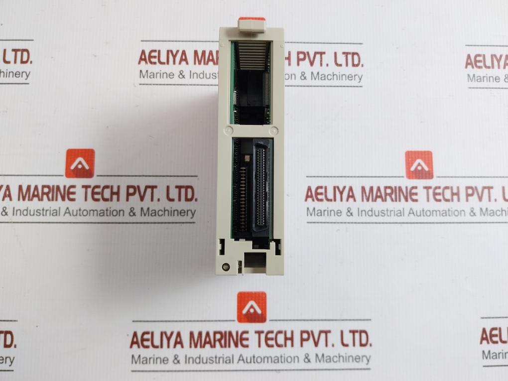 Plc Controller System Cs1W-od261, Cs1W-sp001, Cs1W-cn713 Omron Cs1W-id261