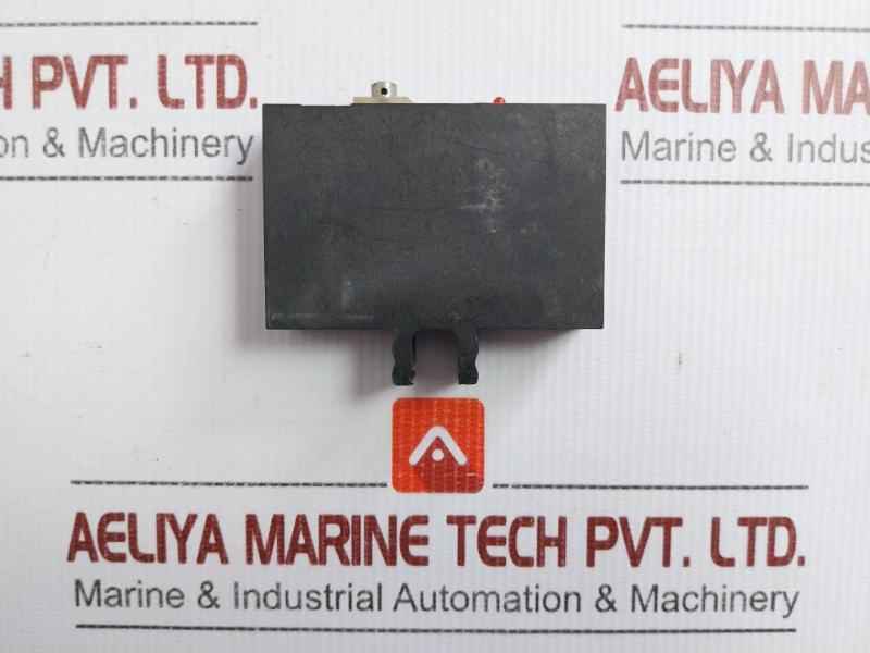 9.01.7-91.08.00-11 Plug-in Control Relay Module 30W/50Va/24V Mak