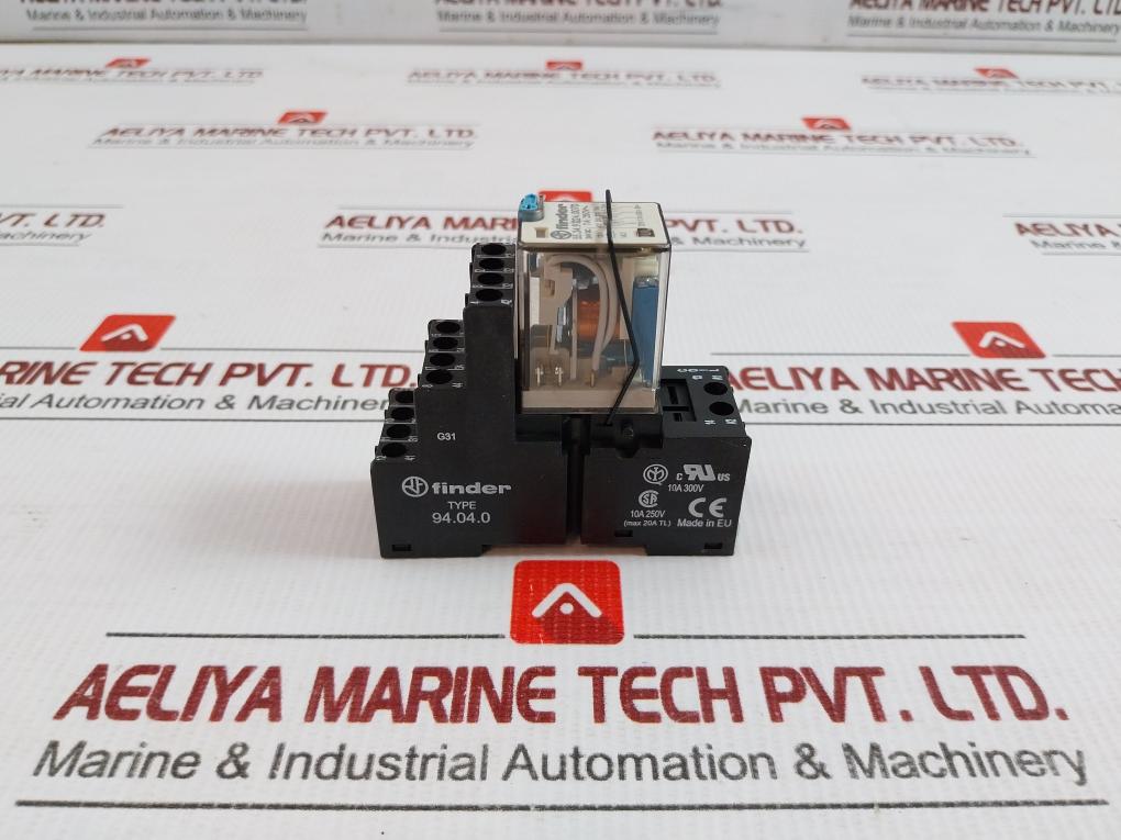 Plug-in Relay 7A 250V Finder 55.34.9.024.0070