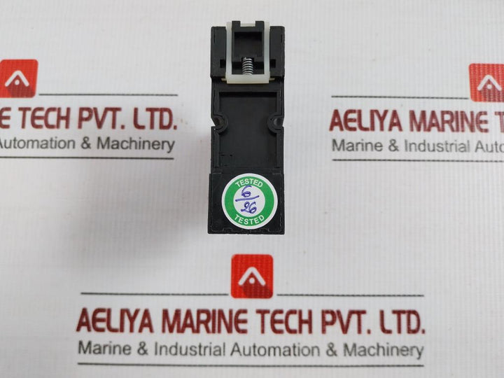 Plug-in Relay 7A 250V Finder 55.34.9.024.0070