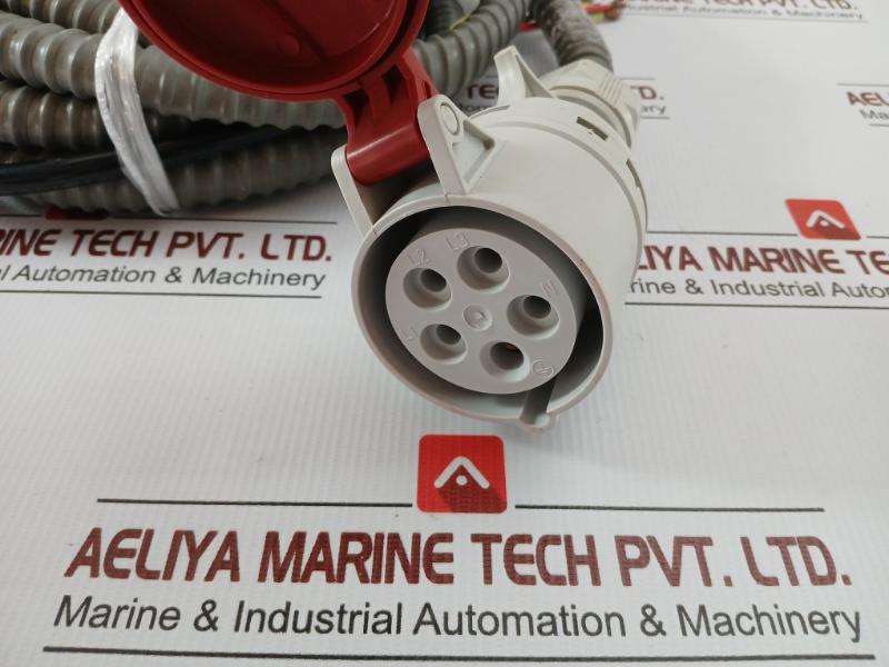 Plug And Socket Assembly Ip44 5 Meter Teknic Isn 1653