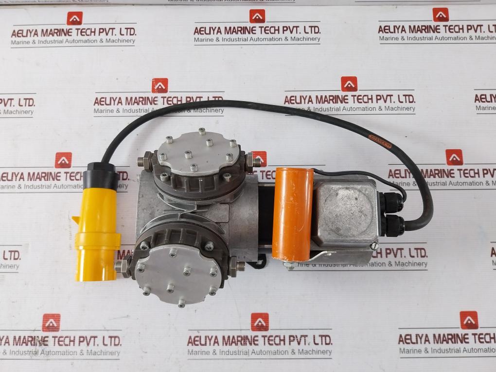 Pm 10789-026.0 Vacuum Pump 16 A-4H/110-130V 450V 50Hz 0,15Kw 2,0A 400V Db Hpf/Ms