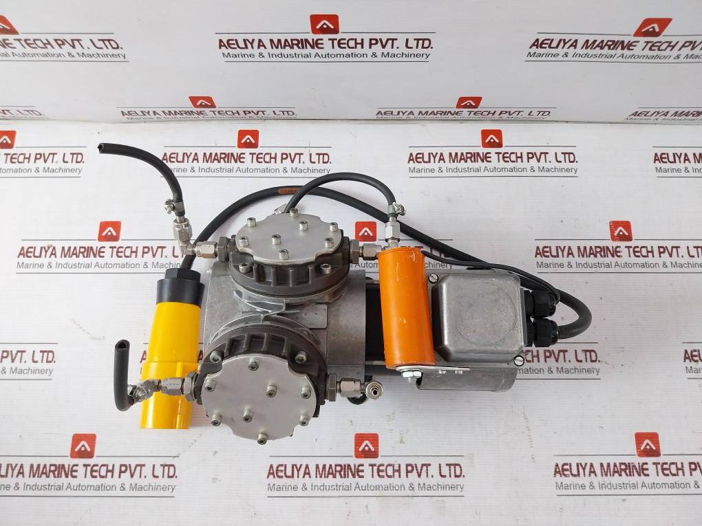 Pm 10789-026.0 Vacuum Pump 881150 110V 60Hz 2,0A 0,15Kw 450V 50Hz 400V Db Hpf/Ms