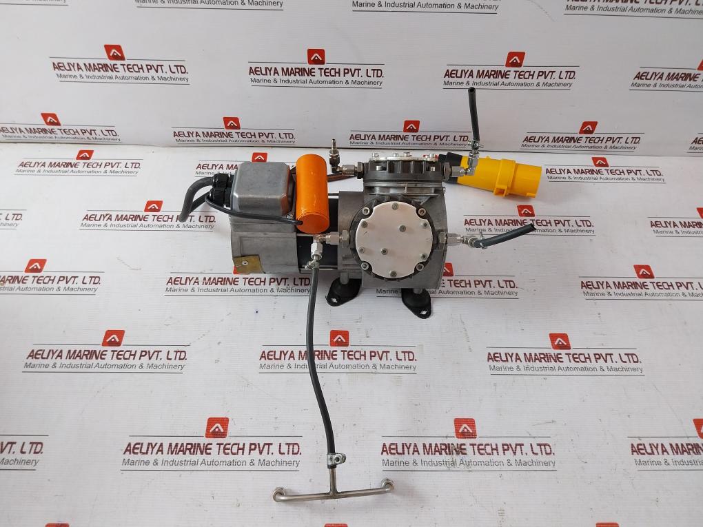 Pm 10789-026.0 Vacuum Pump 881150 110V 60Hz 2,0A 0,15Kw 450V 50Hz 400V Db Hpf/Ms