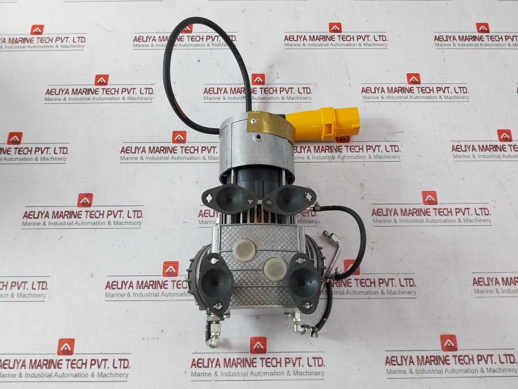 Pm 10789-026.0 Vacuum Pump 881150 110V 60Hz 2,0A 0,15Kw 450V 50Hz 400V Db Hpf/Ms