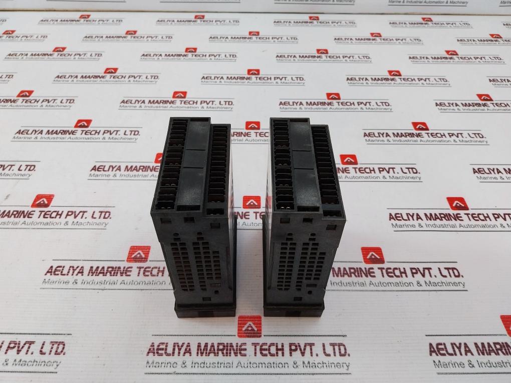 PMA KS40-108-9090E-D51 Temperature Controller 90-250 VAC