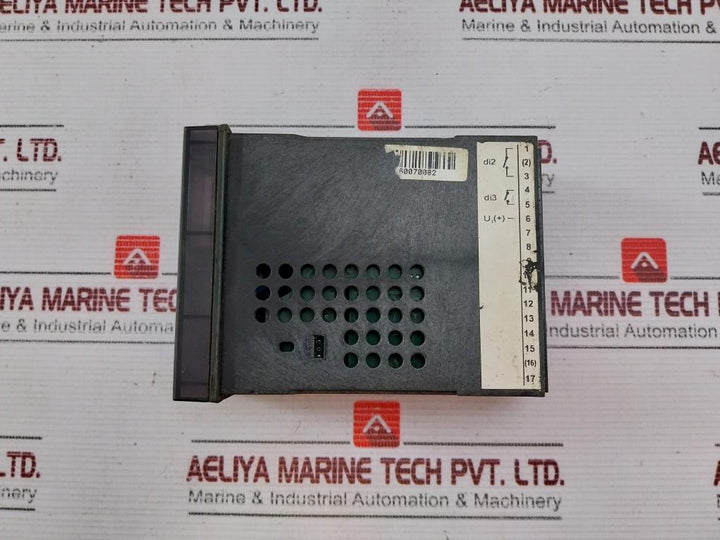 PMA KS40-108-9090E-D51 Temperature Controller 90-250 VAC