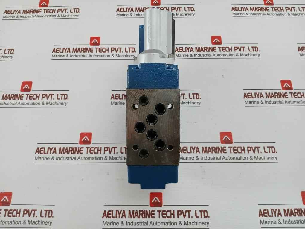 Pmax 315 Bar Direct Operated Proportional Valve By Bosch Part No: 0 831 006003