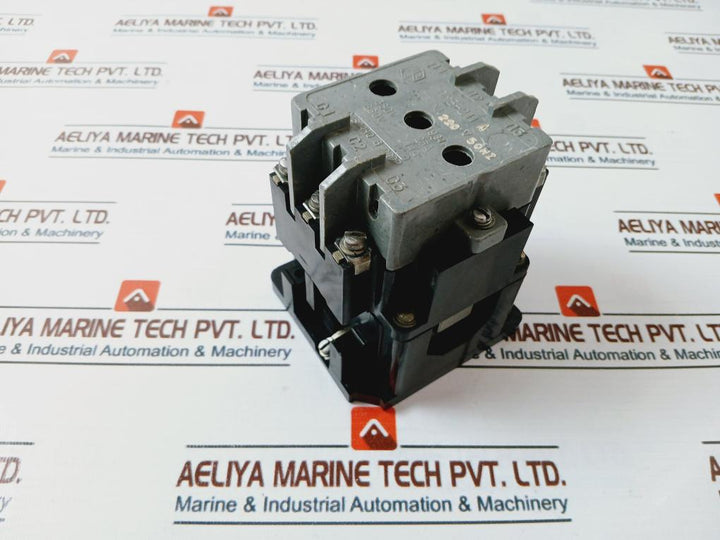Pme-211 A Magnetic Starter ~220V 50Hz
