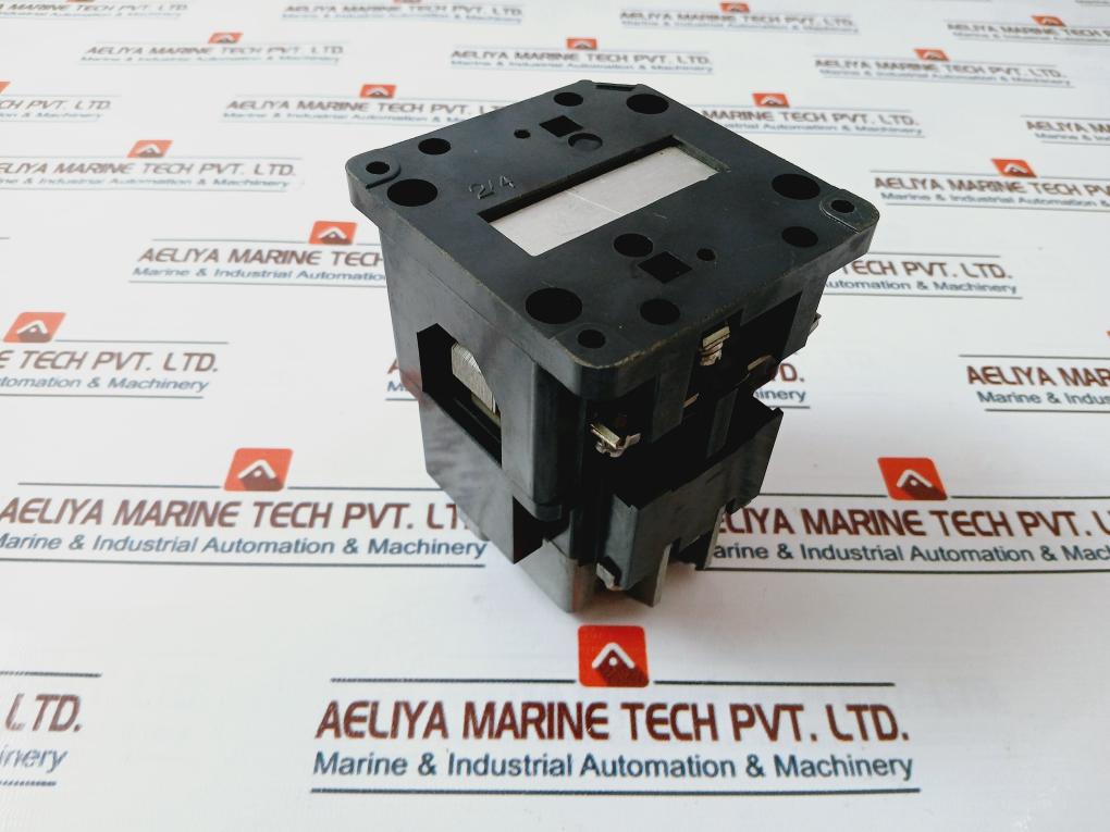 Pme-211 A Magnetic Starter ~220V 50Hz