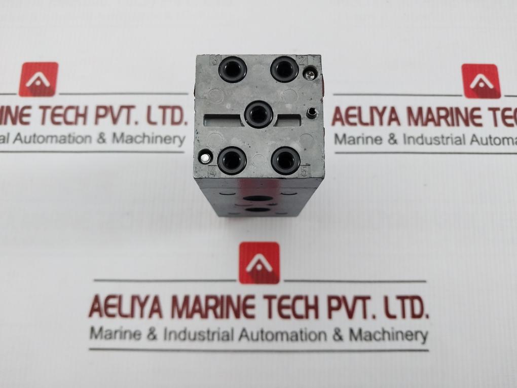 Pneumatic Directional Control Valve 3712052000 Rexroth