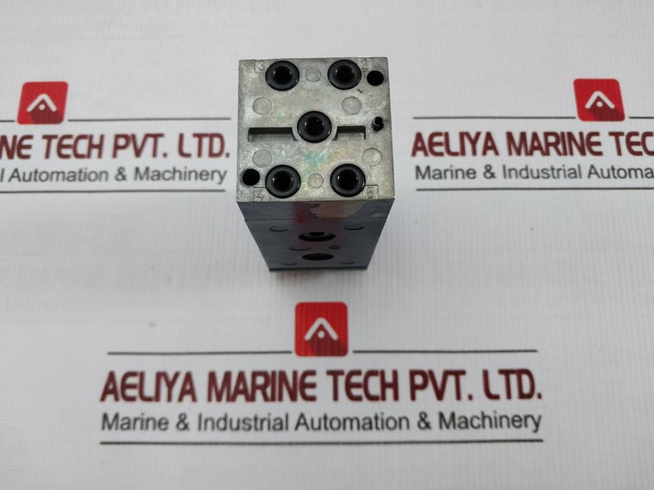 Pneumatic Directional Valve 3712052000 Wabco