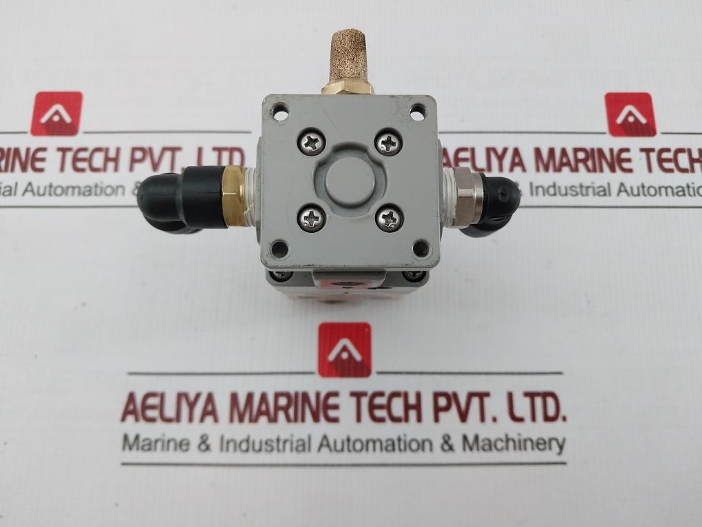 Pneumatic Regulator Input: 4 - 20Madc Smc Itv2050-01N3S4