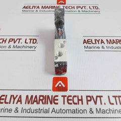 Pneumatic Solenoid Valve 0.15-0.8Mpa Airtac 4V110-06