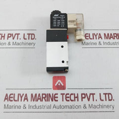 Pneumatic Solenoid Valve 110V- 3.5W 3V210-08 Avc