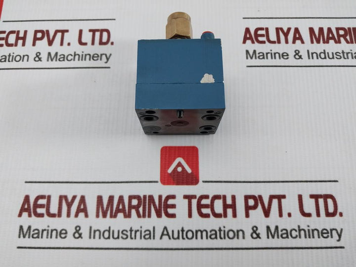 Pneumatic Valve 3526010240 Wabco