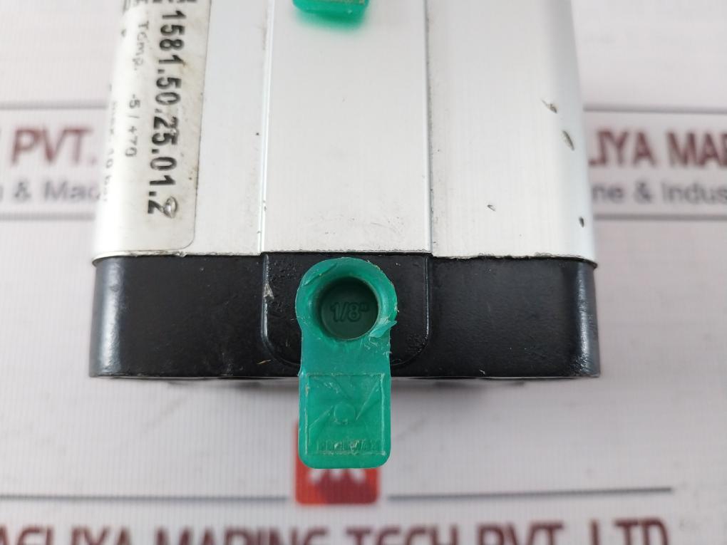 Pneumax 1581.50.25.01.2 Pneumatic Compact Cylinder 10 Bar 25 Mm