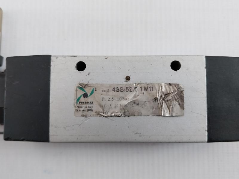 Pneumax 488.52.0.1.M11 Solenoid Valve 2.5-10Bar 24Vdc 3.8W Cl. F, -5 C +50 C