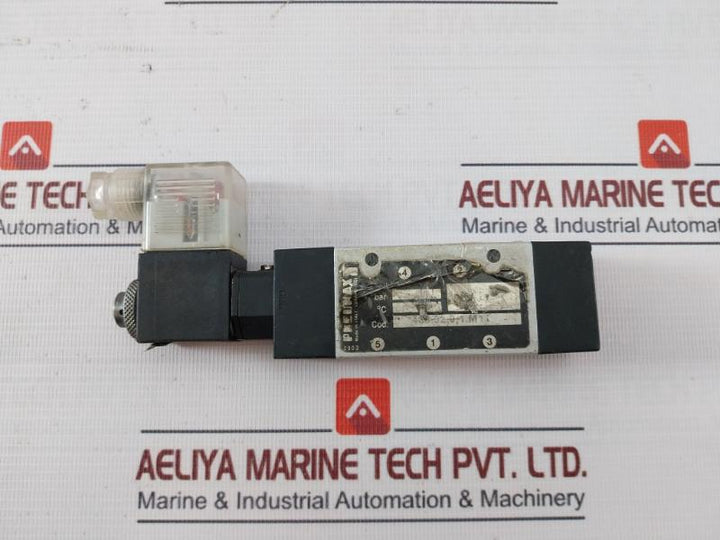 Pneumax 488.52.0.1.M11 Solenoid Valve 24V Dc 3.8W 2.5 Bar E054