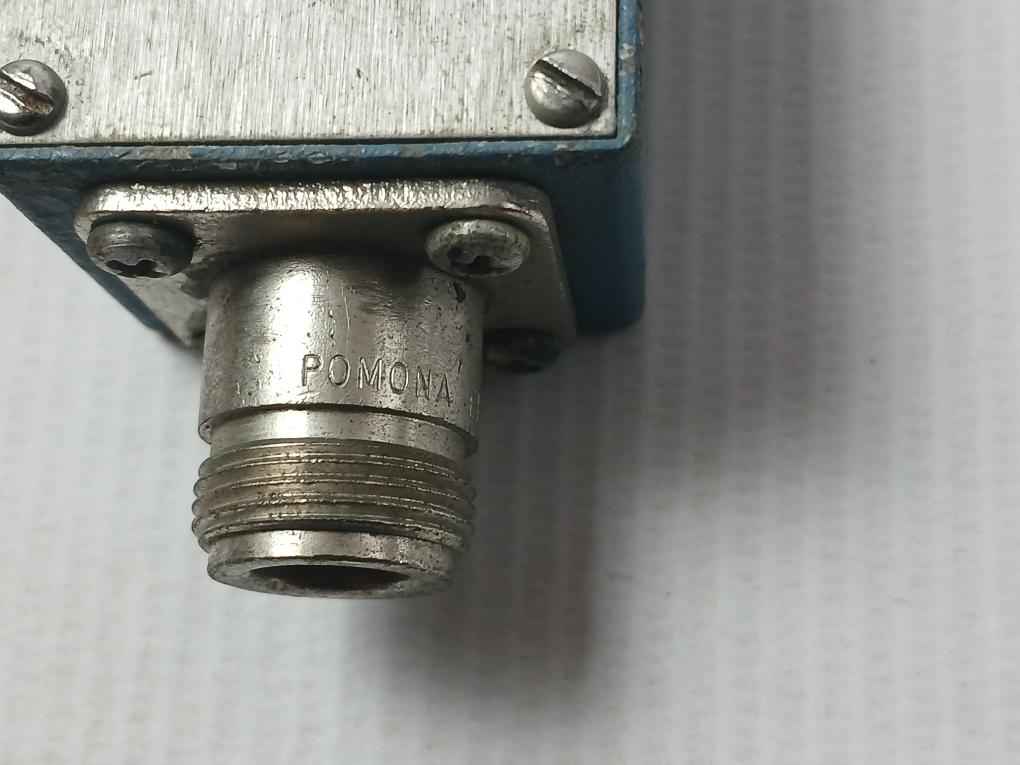 Pomona Elect. 2455 Connectors 1001-0042
