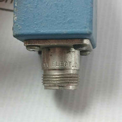 Pomona Elect. 2455 Connectors 1001-0042