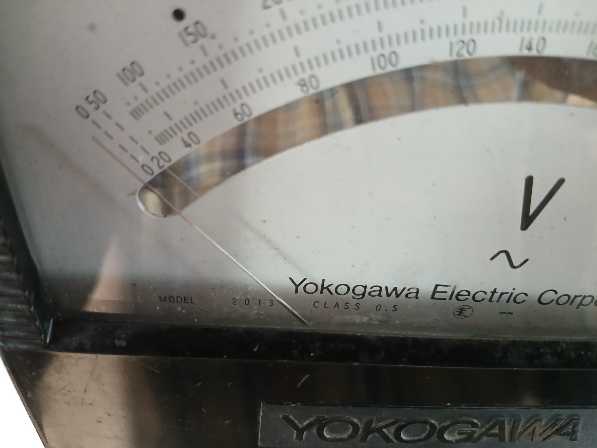 Portable Analog Ac Voltmeter Class 0.5 45-65Hz Yokogawa 2013
