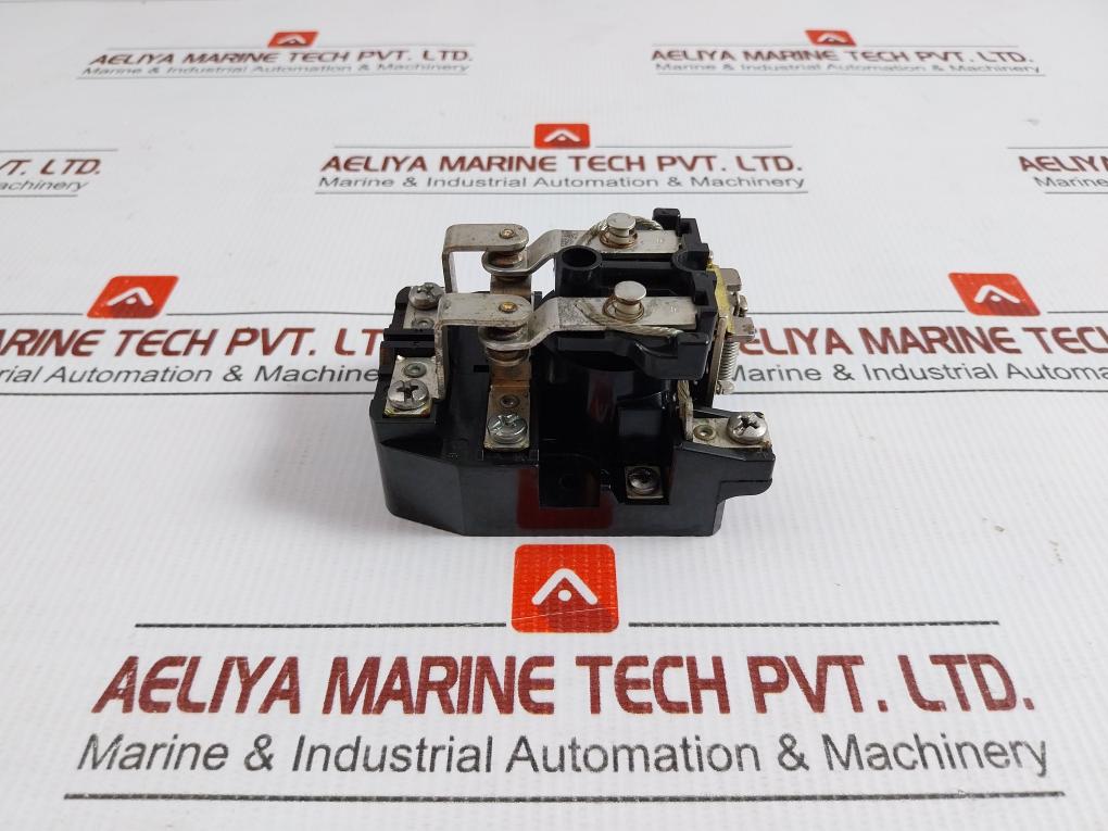 Power-Relay-25A-240Vac-9845-By-Potter-&-Brumfield-Prd-11Dy0-24-208431-3