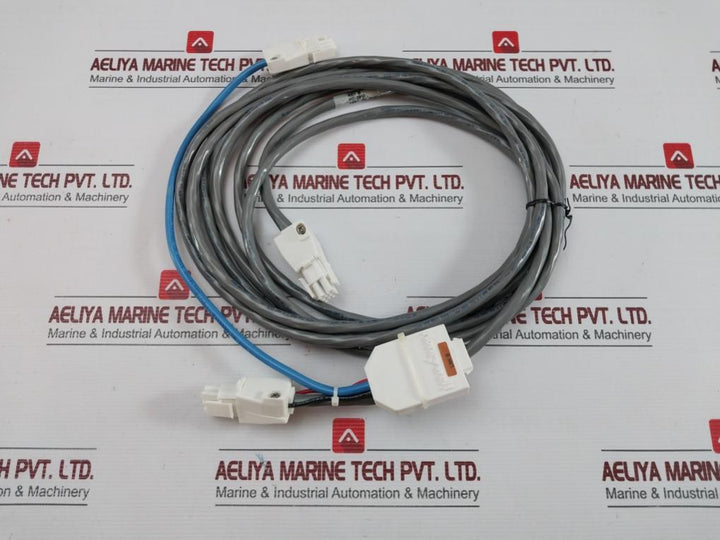 Power Cable Set Part No. 51204126-005 Rev B Honeywell