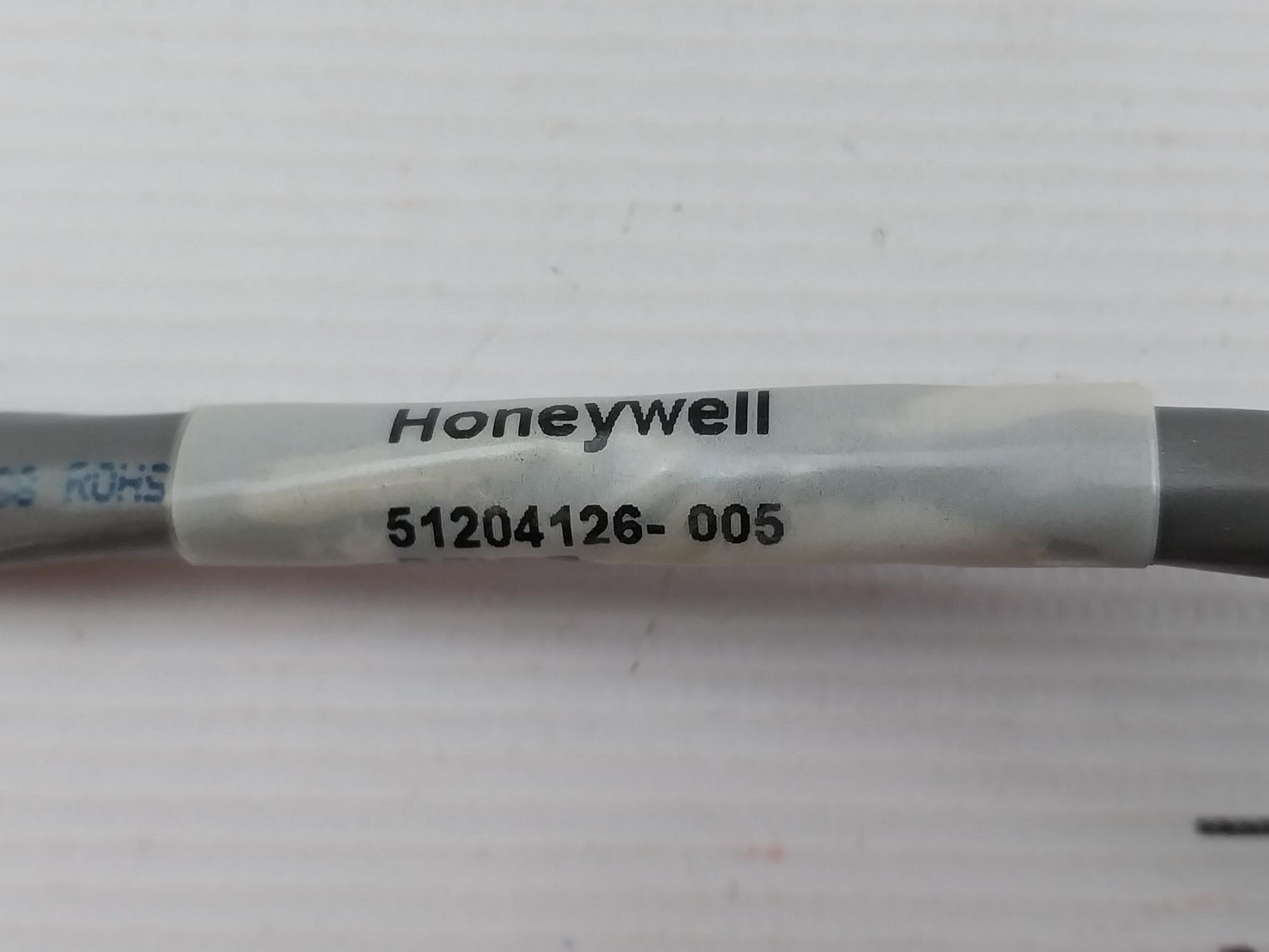 Power Cable Set Part No. 51204126-005 Rev B Honeywell