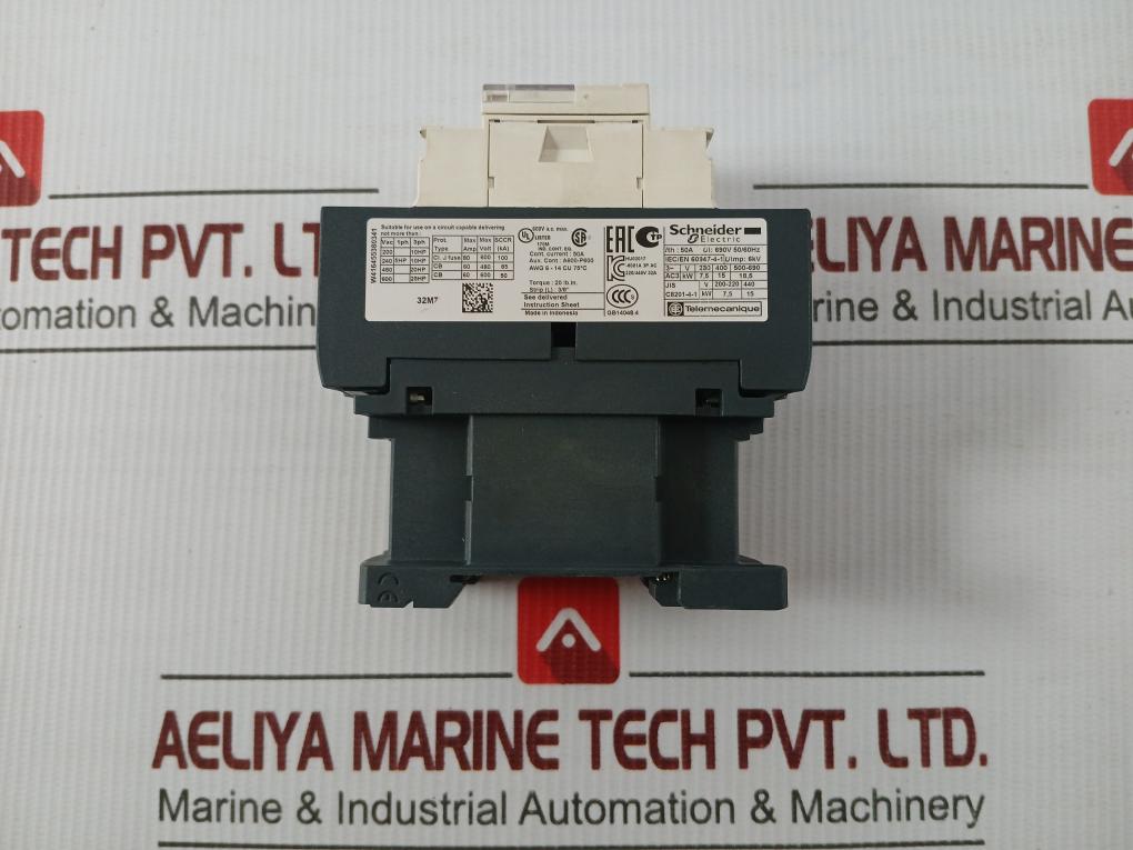 Power Contactor Lc1 D32 Schneider Electric 220V 50/60Hz