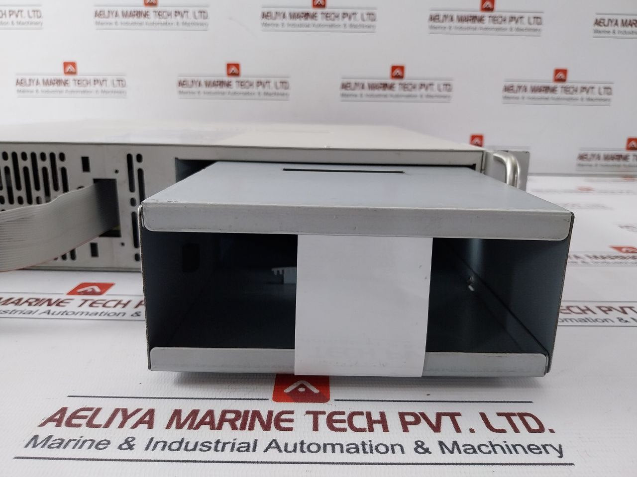 Powercom Vgd-1000-rm L Uninterruptible Power Supply 1000Va/700W Ac 100-120V