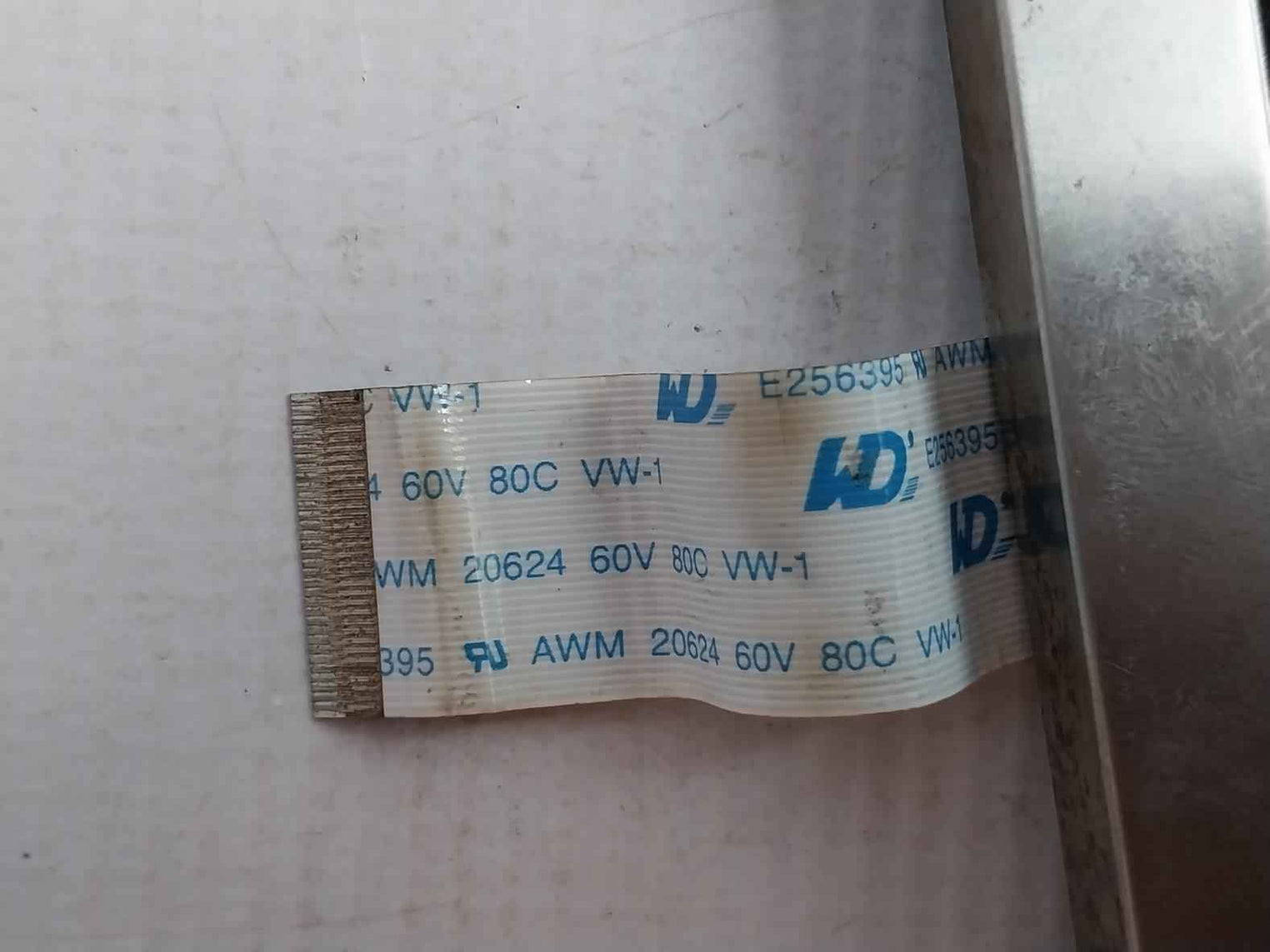 Powertip Le3202405Weebb Lcd Display Module 94V-0 Pb-ph320240T-005-i-03