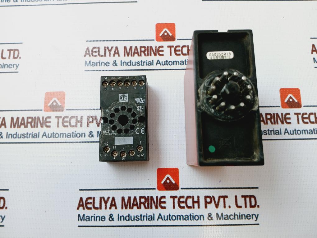 PR ELECTRONICS 2204 Isolation Amplifier 24V 1,3W 2204B2D