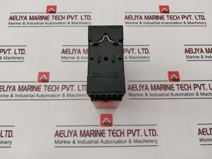 PR ELECTRONICS 2204X2 Isolation Amplifier With Socket Base 2204S104