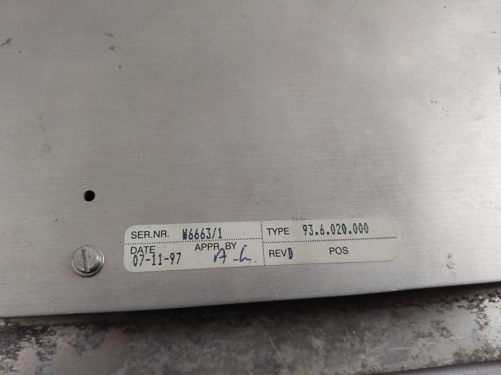 Praxis 93.6.020.000 Operator Keyboard Rev D