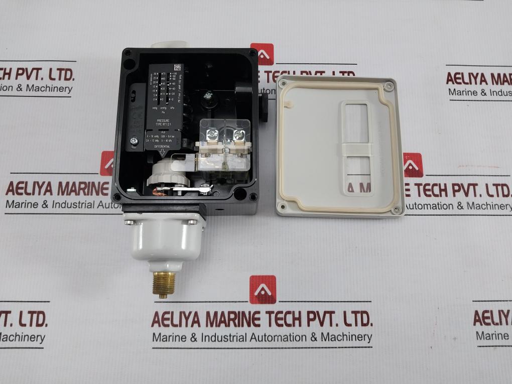 Pressure-Control-Switch-017A1681-03-7-Bar-102-Psig-Danfoss-Rt121-209613-10
